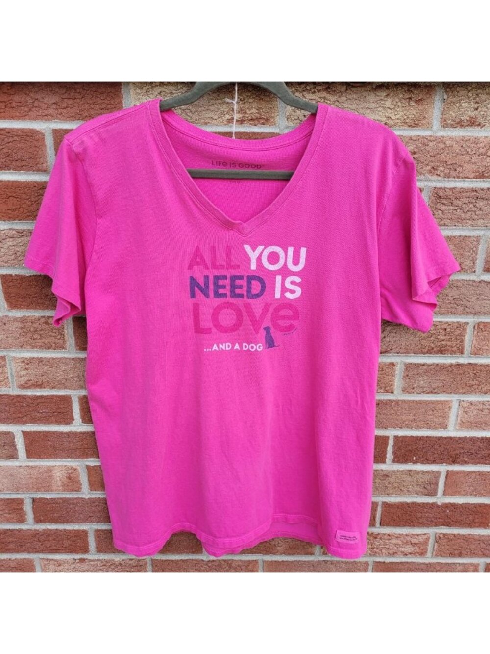 Life Is Good Crusher Tee Women's Size XL All You Need is Love and a Dog Pink